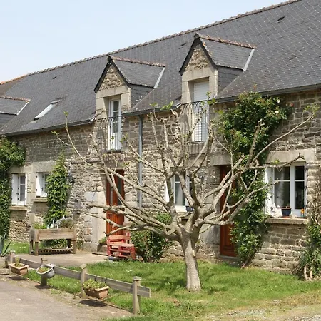 Au Figuier Du Gue Bed & Breakfast